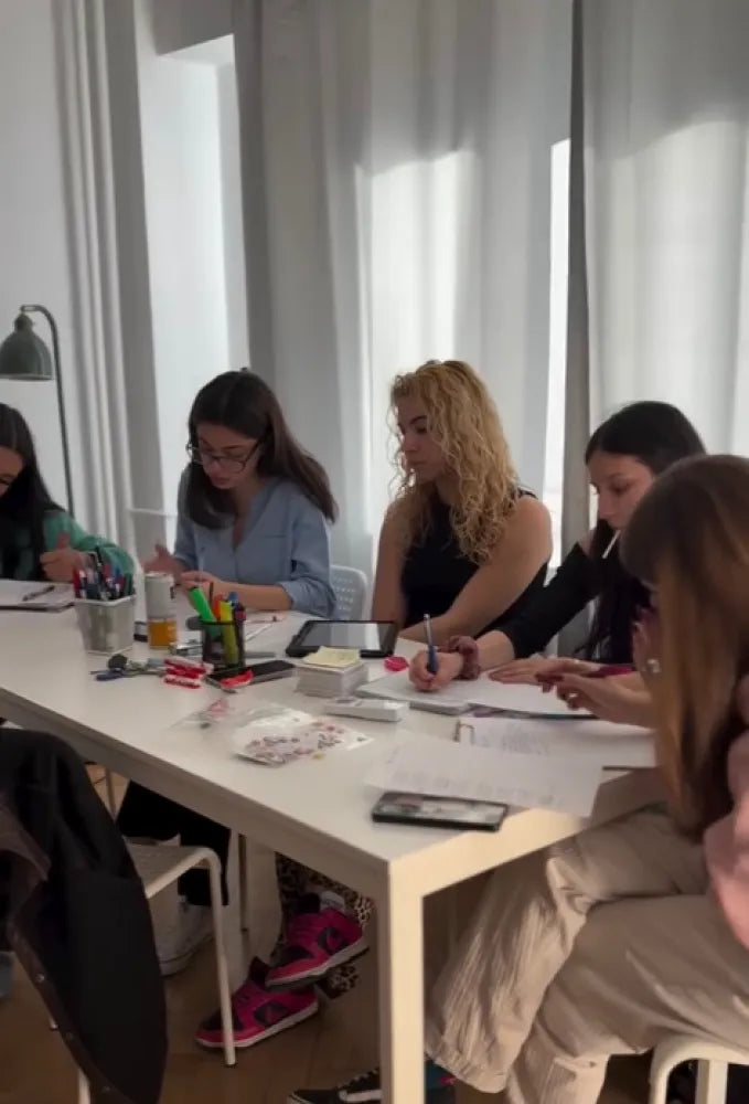 Elev LearnUp — lifestyle