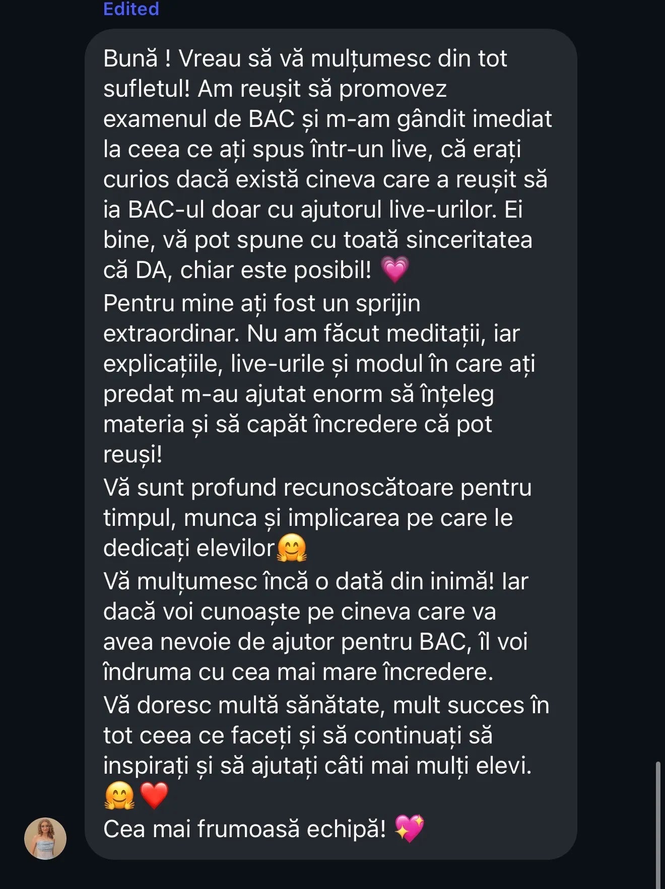Recenzie WhatsApp de la elev