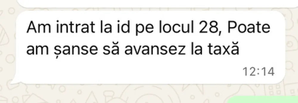 Recenzie WhatsApp de la elev